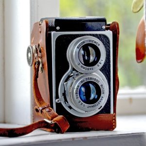 retro-ricoh-old-camera